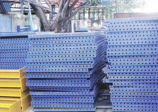 Centering Plates